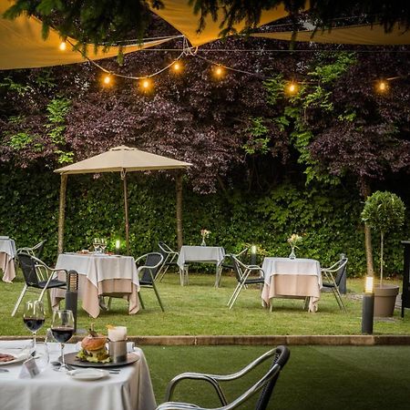 Hotel Villa Virginia Sabiñánigo Kültér fotó